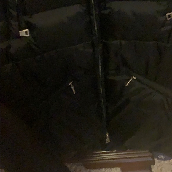 Guess bubble jacket - Picture 3 of 3